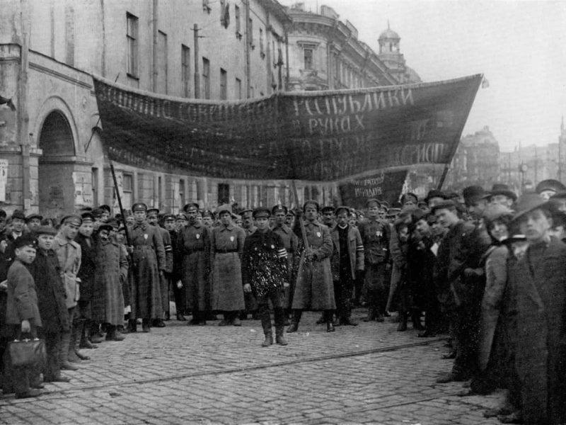 Die Russische Revolution und der Bürgerkrieg 1917 – 1921